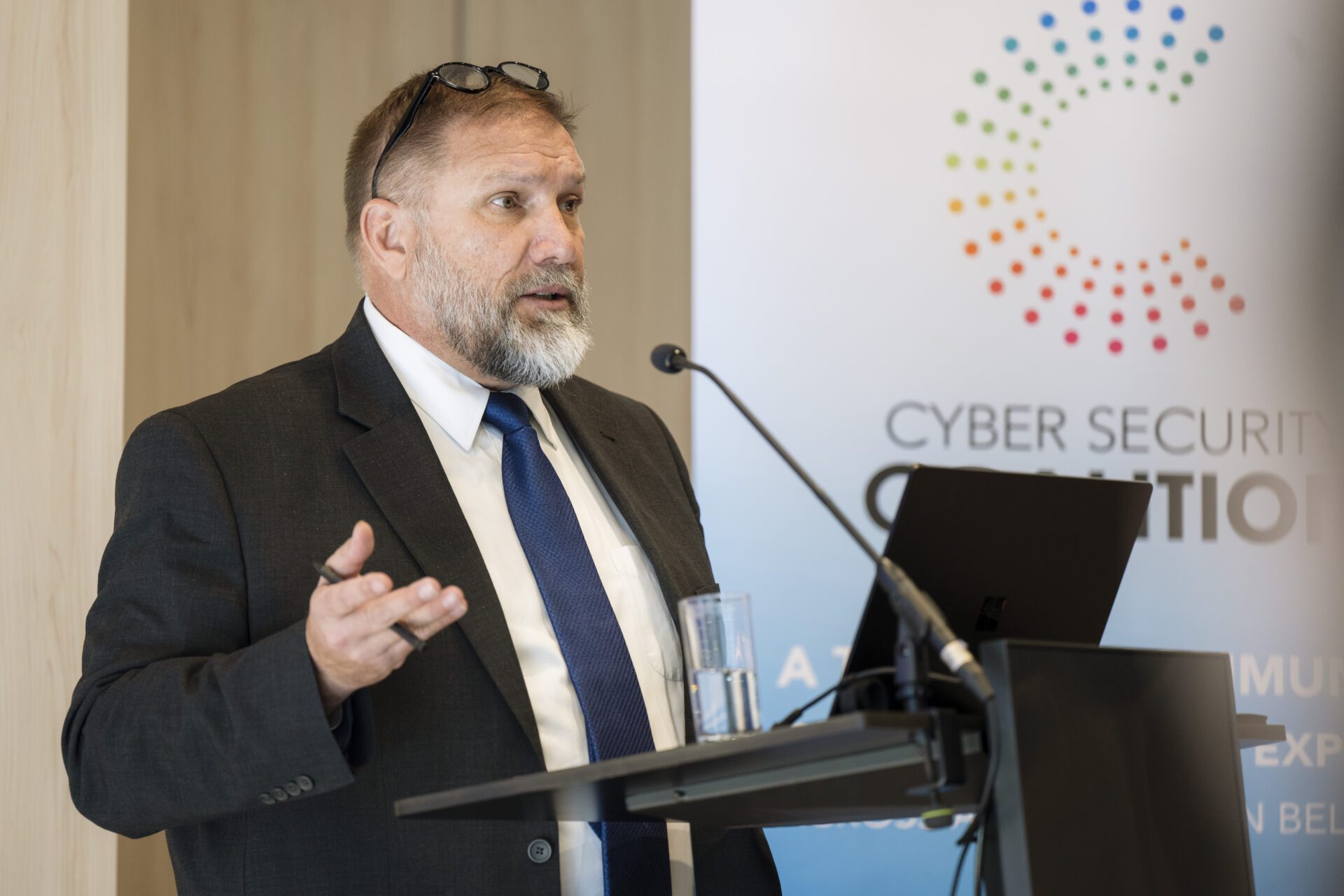 Mark Thomas speaking on governance and digital risk at conference